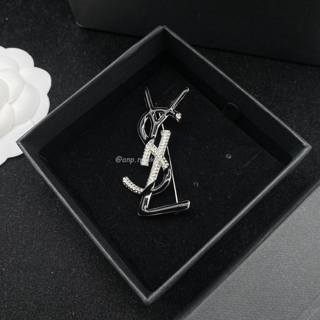 Saint Laurent Ysl Brooch (3) - www.newkick.vip